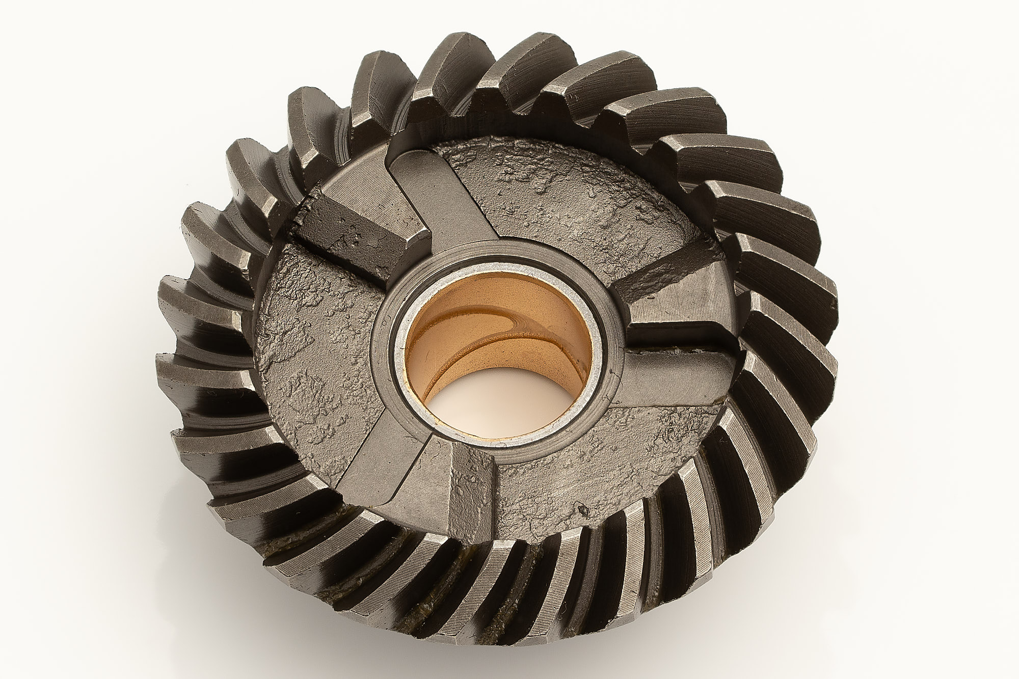 Шестерня переднего хода TOHATSU 18HP 350-64010-0