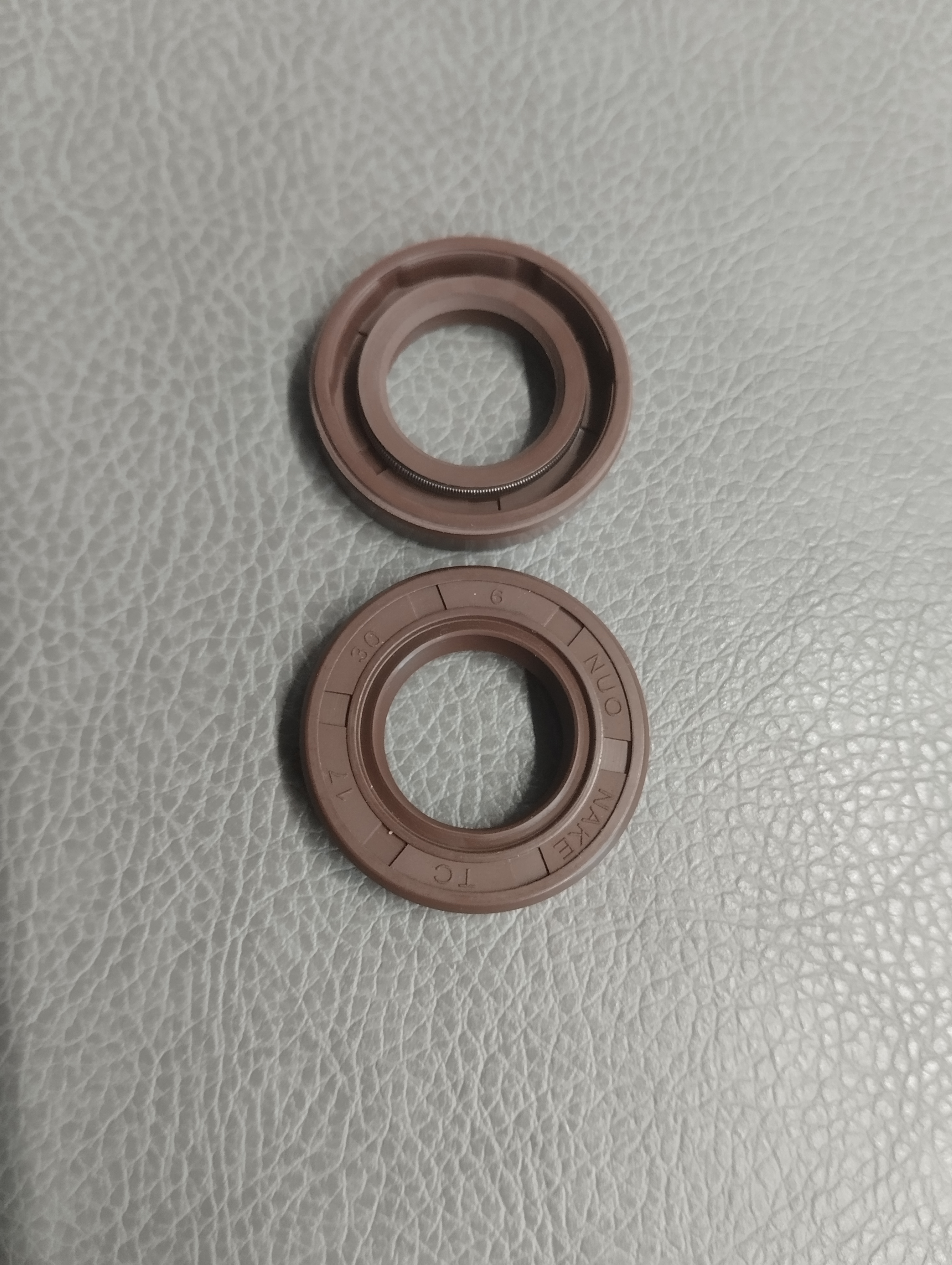 Сальник гребного вала (TC17*30*6) 15F-06.12.08