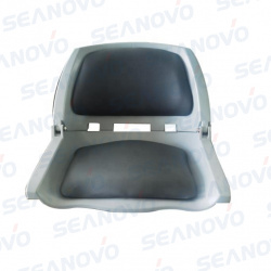 Кресло пластмассовое складное 51*46*35 мм, обивка черный винил